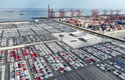 2022年我國貨物貿(mào)易進出口總值突破42萬億元，電子商務(wù)驅(qū)動增長7.7%